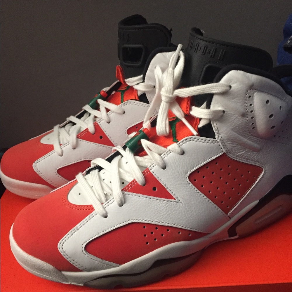 Sz10 LIKE MIKE 6s. DEADSTOCK!!